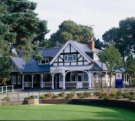The Lodge At Meyrick Park Bournemouth Exterior foto